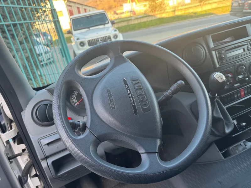 Iveco Daily 3.0HPI* 35C15* Климатик* Падащ борд* 148.000km, снимка 2 - Бусове и автобуси - 52804263
