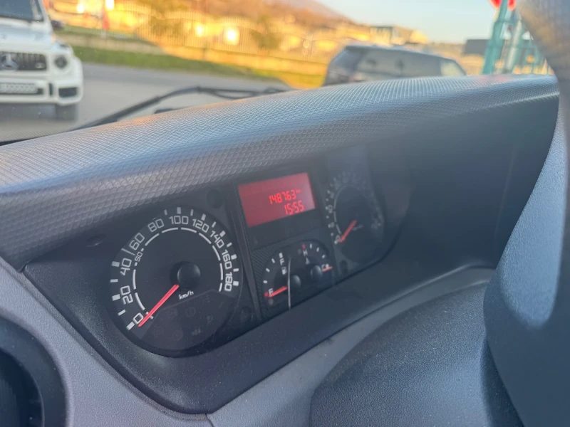 Iveco Daily 3.0HPI* 35C15* Климатик* Падащ борд* 148.000km, снимка 3 - Бусове и автобуси - 52804263