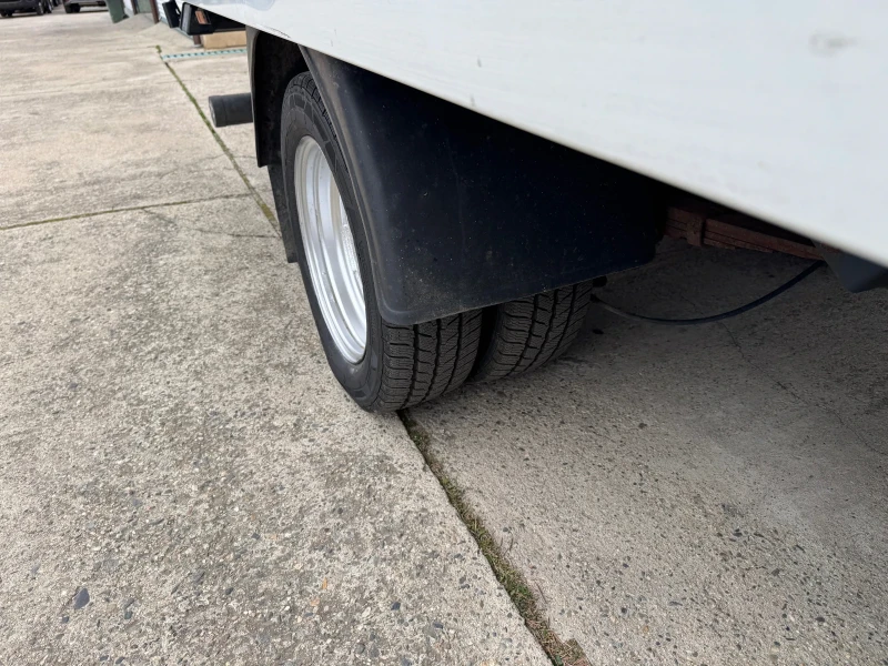 Iveco Daily 3.0HPI* 35C15* Климатик* Падащ борд* 148.000km, снимка 12 - Бусове и автобуси - 52804263