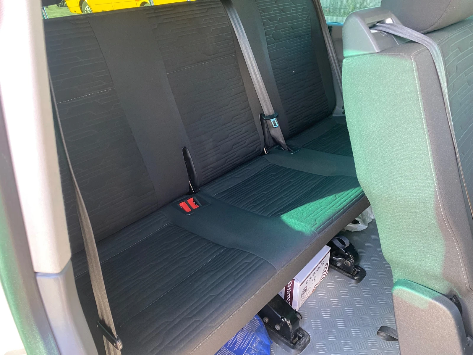 VW Caravelle T6 - изображение 5