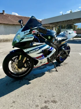 Suzuki Gsxr K7- 750 Limited Edition 018/200бр. Isle of man TT , снимка 2