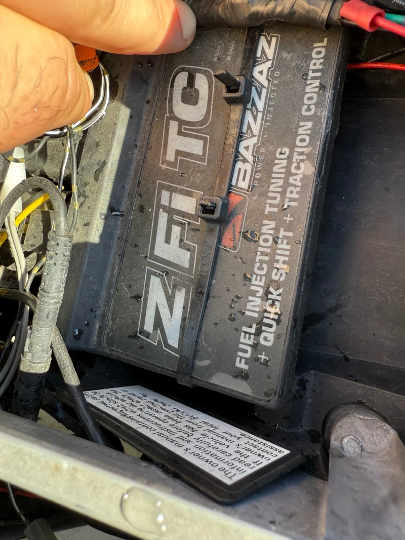 Suzuki Gsxr K7- 750 Limited Edition 018/200бр. Isle of man TT , снимка 11 - Мотоциклети и мототехника - 52245461