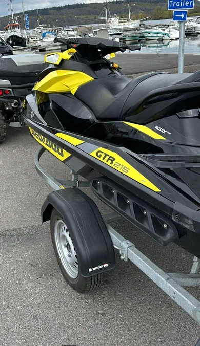 Джет Bombardier Sea Doo GTR 215кс 2016 70 часа! - изображение 2