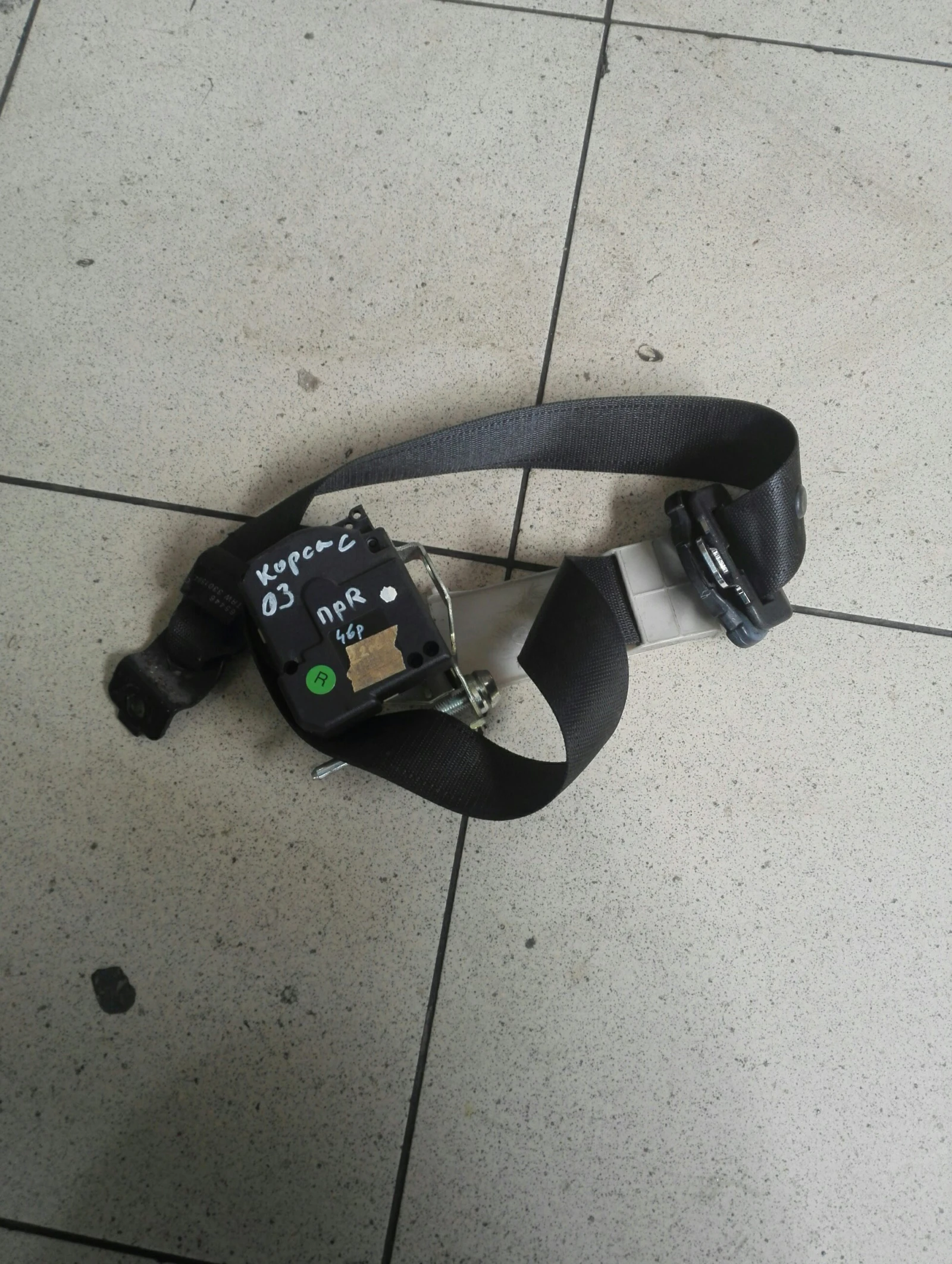 Колан преден десен Опел Корса Ц 4врати