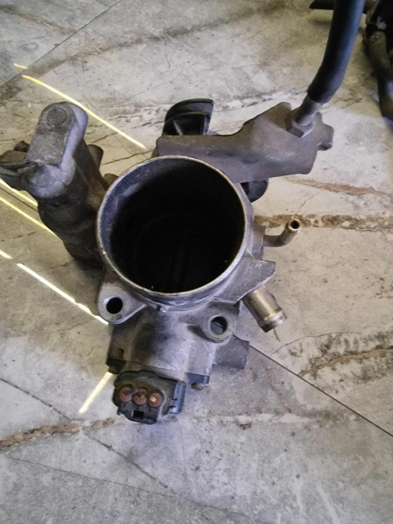 22210195900 ��������� ����� TOYOTA DAIHATCU | Mobile.bg � ����������� 1