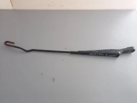 Рамо чистачка дясно Фолксваген Пасат 1.8Б 