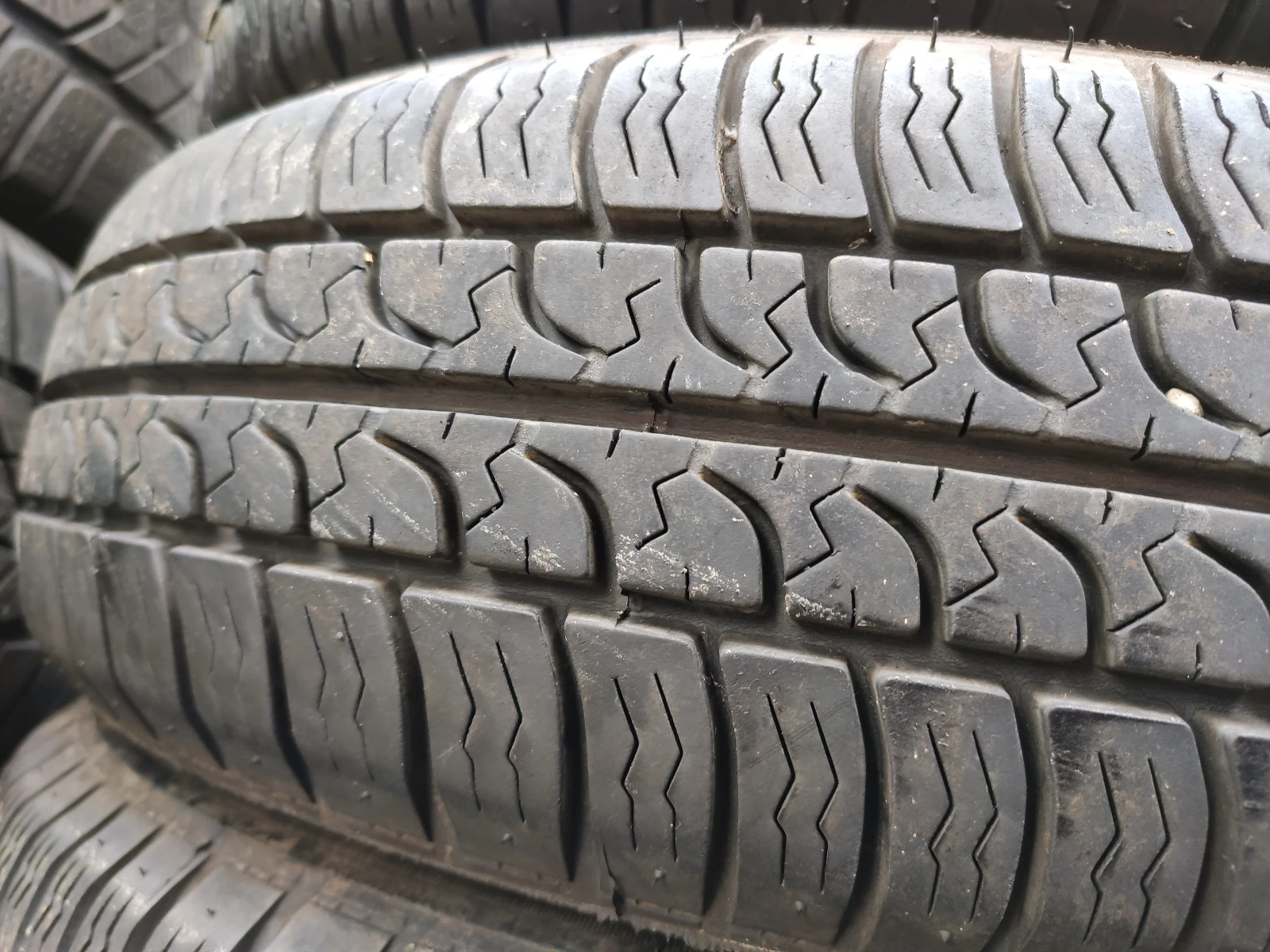 Гуми Летни 175/80R14, снимка 3 - Гуми и джанти - 53980535