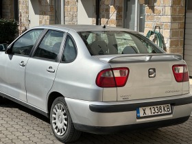 Seat Cordoba 1,4 KLIMA GAS, снимка 4 - Автомобили и джипове - 44816568