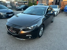 Mazda 3 1.5* Skyactive* KEYLESS GO, снимка 2