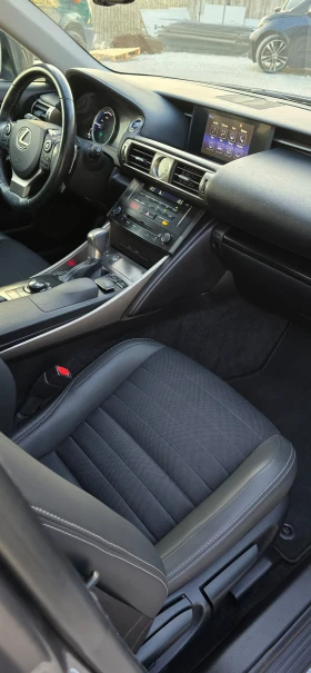Lexus IS 300 * 137.000*  | Mobile.bg    16