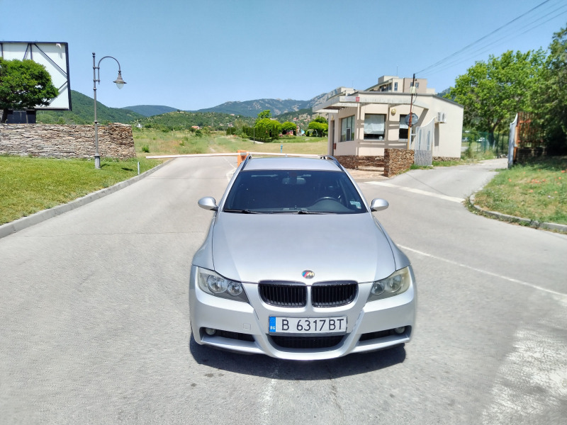 BMW 320 Комби, снимка 1 - Автомобили и джипове - 46368284
