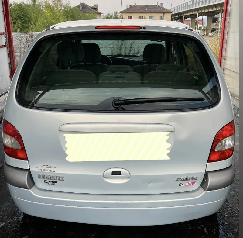 Renault Scenic 1.6 газ/бензин, снимка 4 - Автомобили и джипове - 47345562