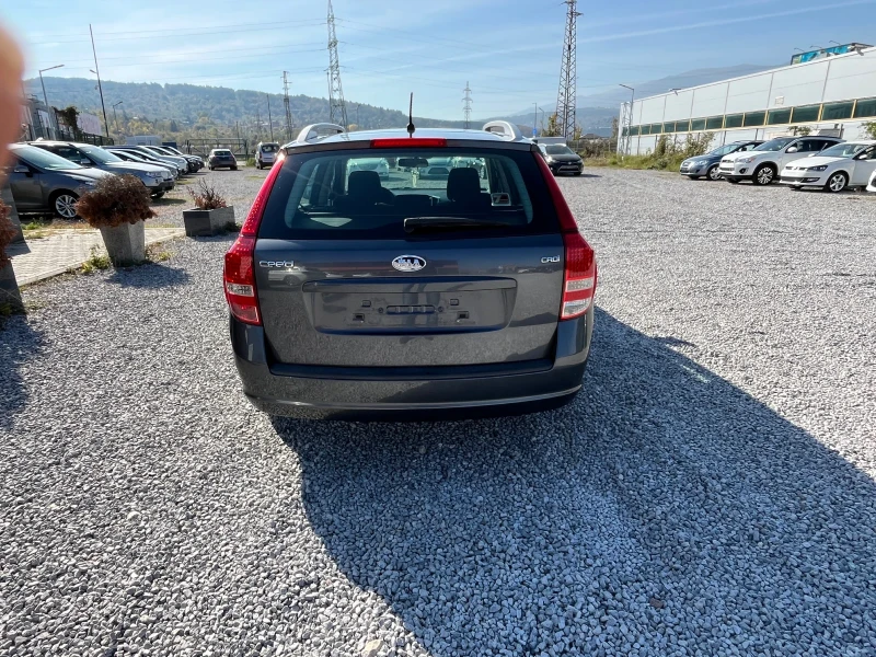 Kia Ceed FACE LIFT -1.6CRDI-90k.c SPORT WAGON LX, снимка 5 - Автомобили и джипове - 47714623