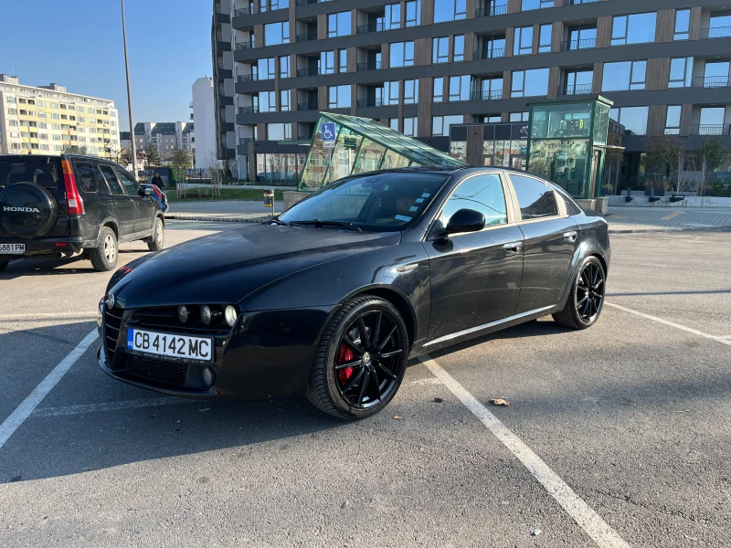 Alfa Romeo 159, снимка 1 - Автомобили и джипове - 48140820