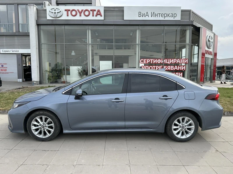 Toyota Corolla SDN 1.6 Executive, снимка 5 - Автомобили и джипове - 49563692