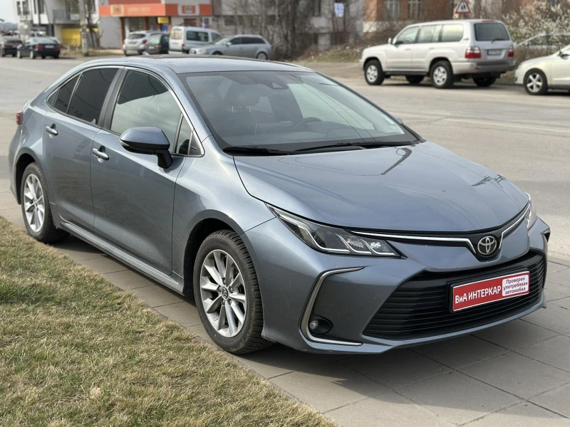 Toyota Corolla SDN 1.6 Executive, снимка 10 - Автомобили и джипове - 49563692