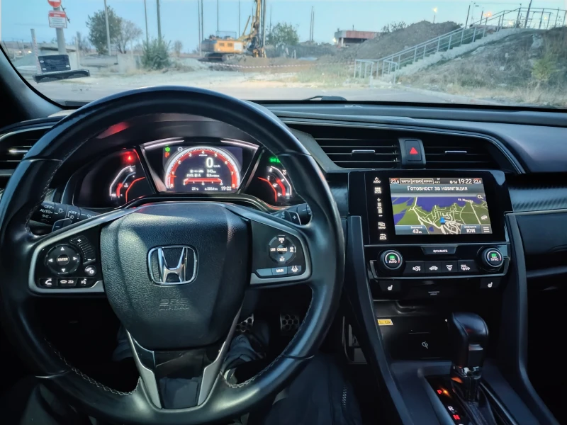 Honda Civic Sport Touring, снимка 16 - Автомобили и джипове - 51828264