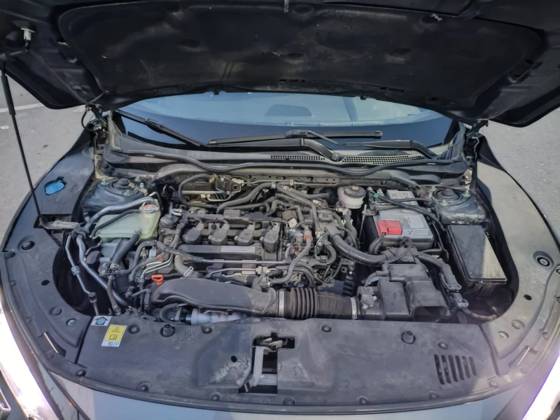 Honda Civic Sport Touring, снимка 11 - Автомобили и джипове - 51828264