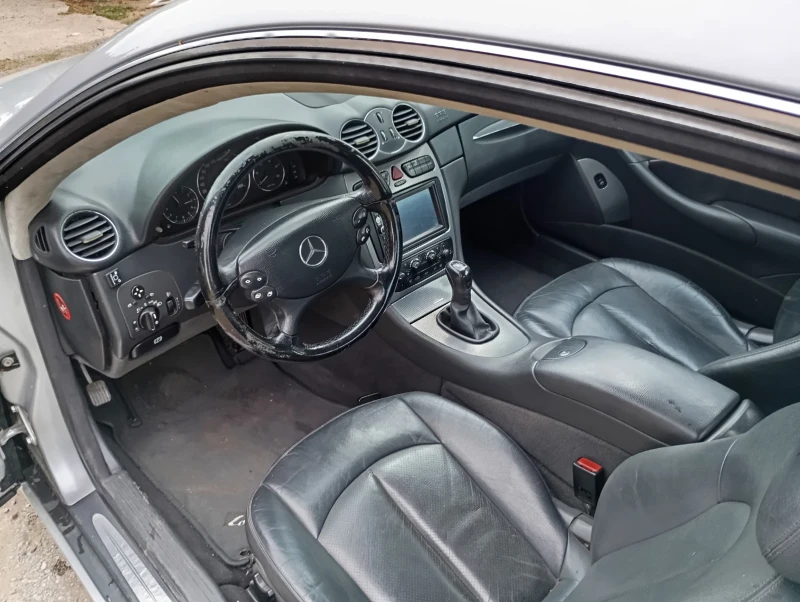 Mercedes-Benz CLK, снимка 2 - Автомобили и джипове - 52348499