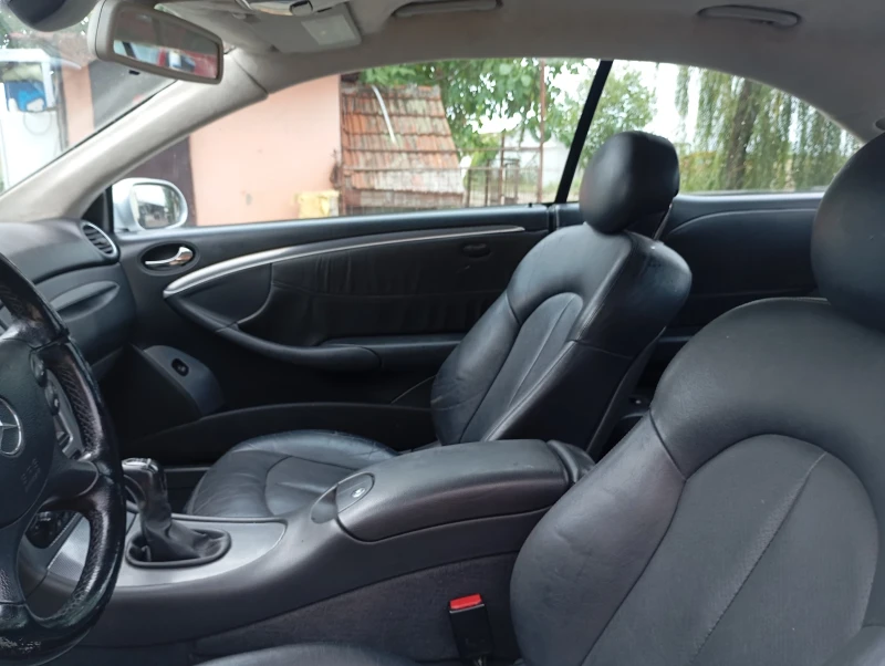 Mercedes-Benz CLK, снимка 3 - Автомобили и джипове - 52348499