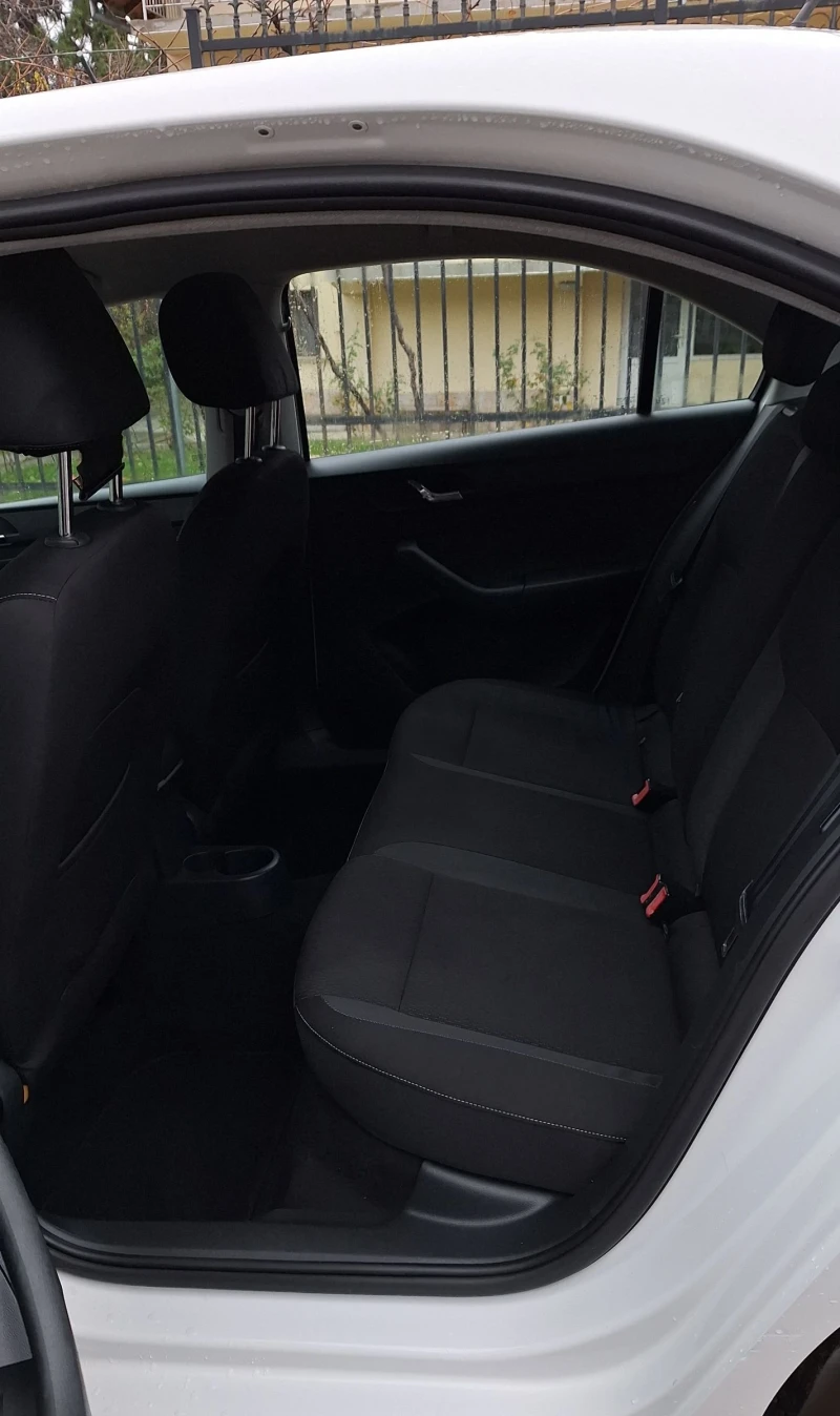 Skoda Rapid Седан 2016г. EURO6 1.6tdi 115кс , снимка 9 - Автомобили и джипове - 52598246