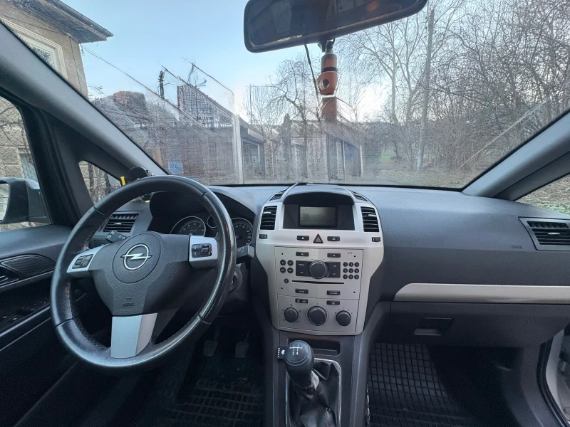 Opel Zafira, снимка 5 - Автомобили и джипове - 52913979