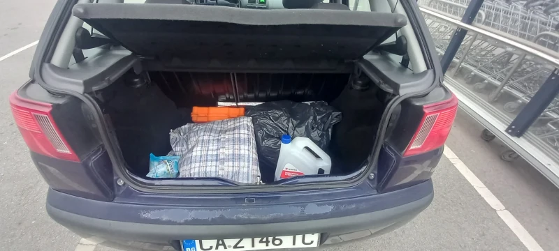 Seat Ibiza, снимка 7 - Автомобили и джипове - 52996969