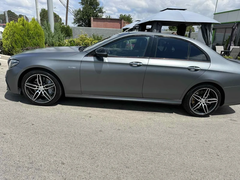 Mercedes-Benz E 43 AMG, снимка 2 - Автомобили и джипове - 53358599