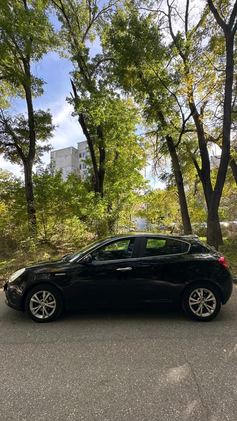 Alfa Romeo Giulietta 1.4 Бензин/Газ 120 коня, снимка 11 - Автомобили и джипове - 53398668