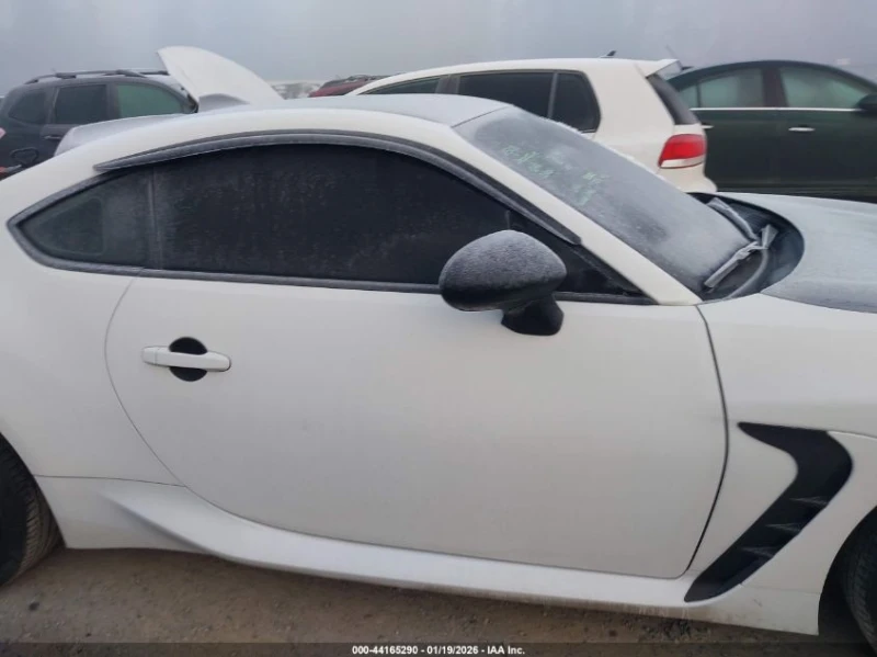 Toyota GR86, снимка 7 - Автомобили и джипове - 53507415