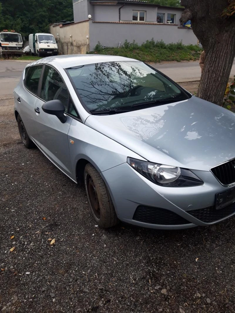 Seat Ibiza 1.4 16v НА ЧАСТИ, снимка 3 - Автомобили и джипове - 34213186