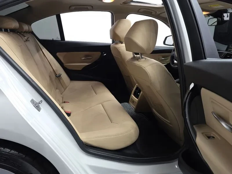 BMW 320 d, снимка 12 - Автомобили и джипове - 54592569