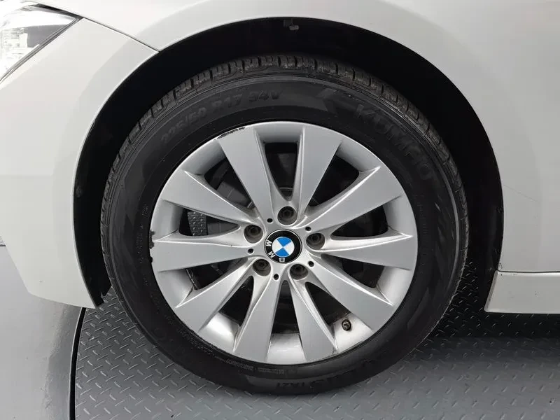 BMW 320 d, снимка 5 - Автомобили и джипове - 54592569