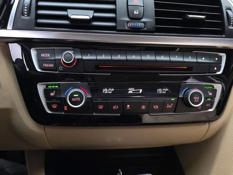 BMW 320 d, снимка 17 - Автомобили и джипове - 54592569