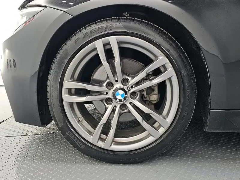 BMW 320 i, снимка 5 - Автомобили и джипове - 54592487