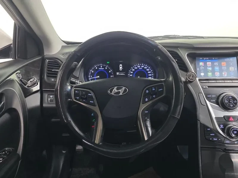 Hyundai Grandeur 2.4, снимка 13 - Автомобили и джипове - 54626085