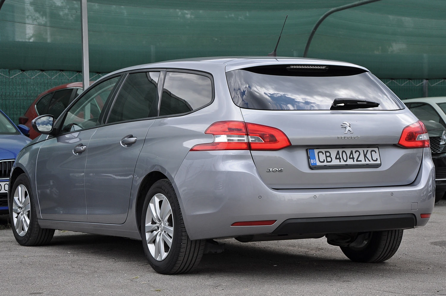 Peugeot 308 1.2 e-THP AT - изображение 5