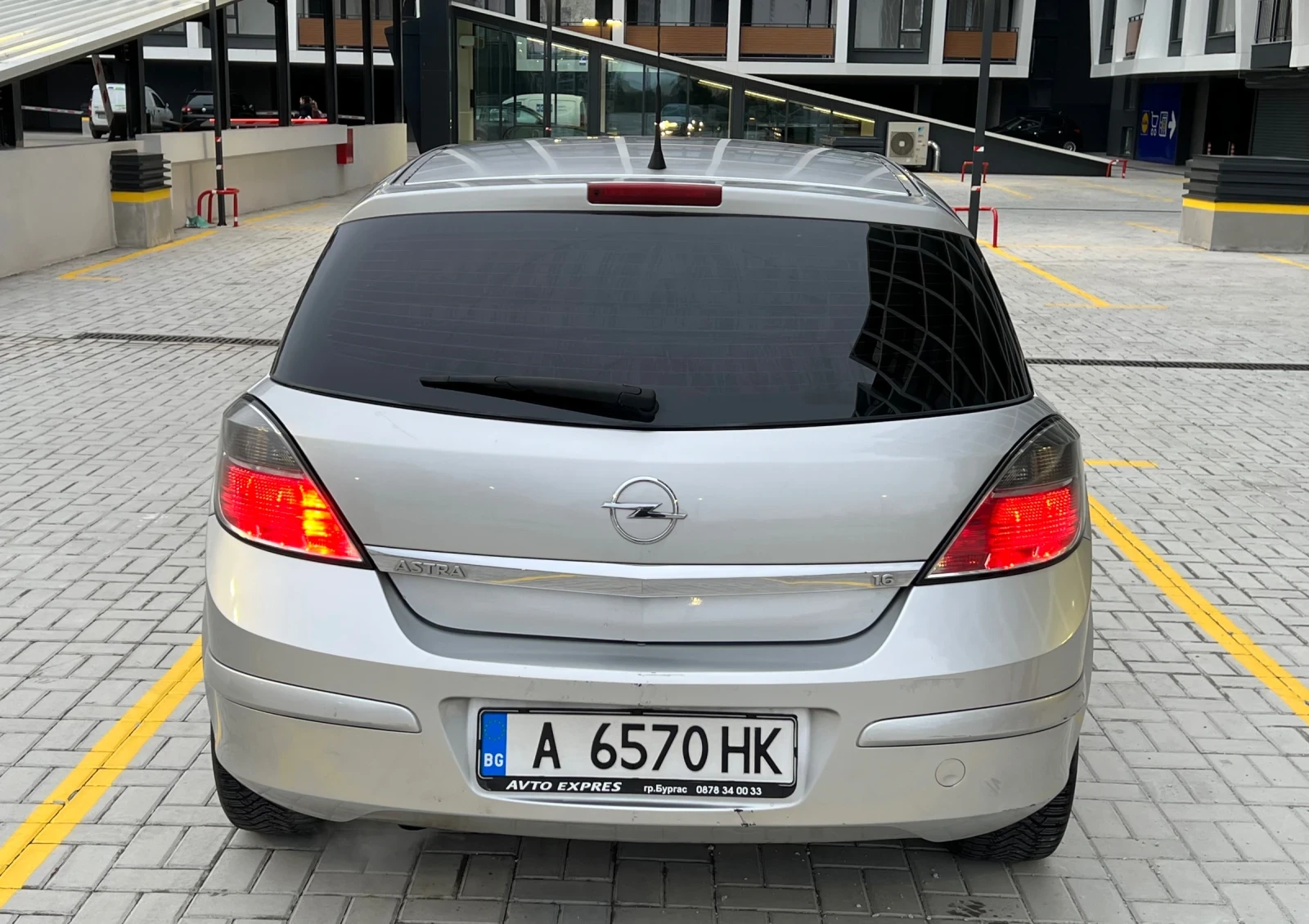 Opel Astra 1.6 Газов/Инж 2010г - изображение 6