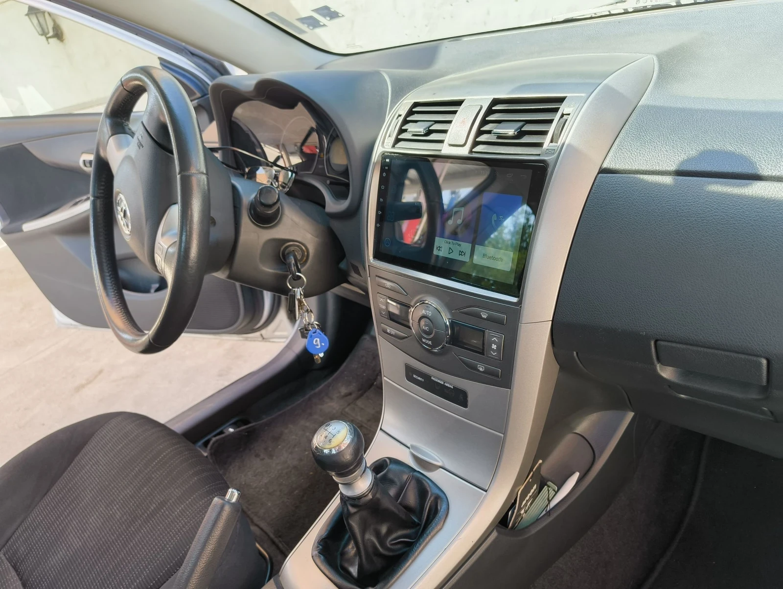 Toyota Corolla 1, 6 16VVTI, 132кс, 6MT - изображение 10
