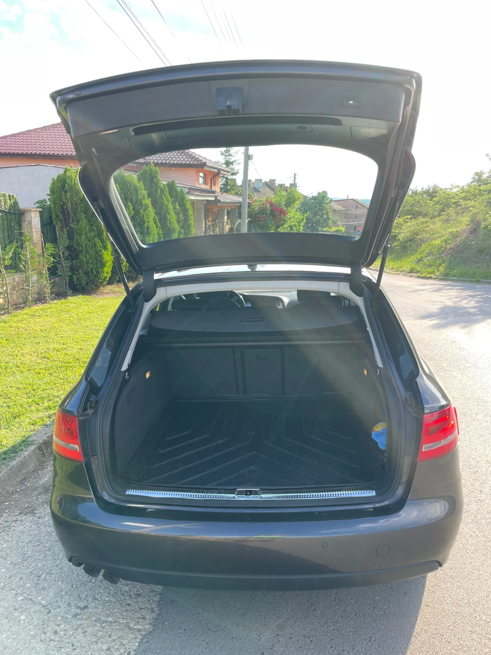 Audi A4 2.0d/143 к.с - изображение 6