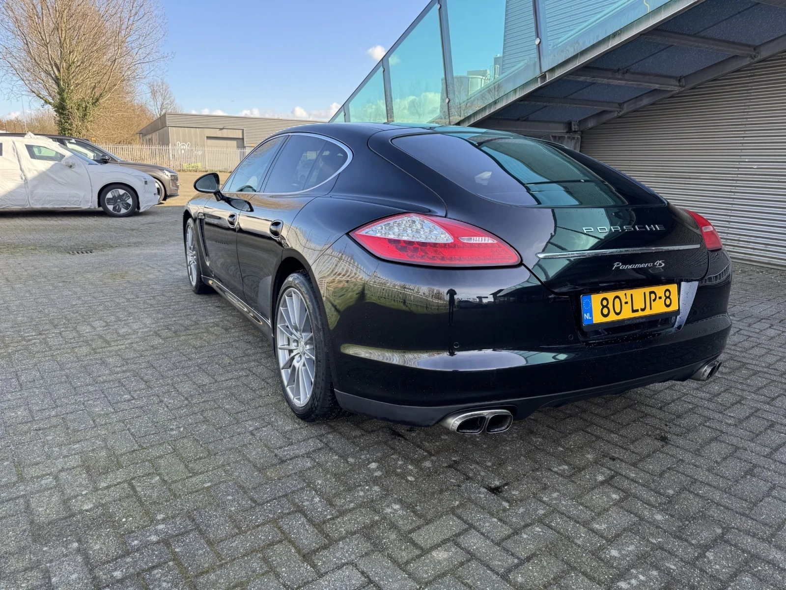 Porsche Panamera 4S 4.8 V8 (400 кс) PDK / Chrono / BOSE / Обдухване - изображение 6