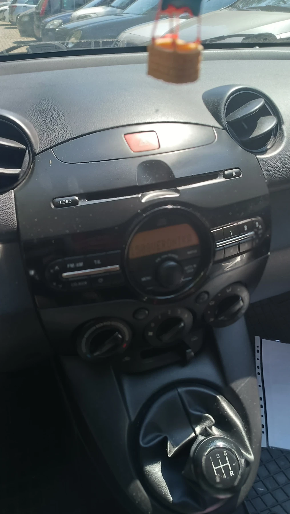 Mazda 2  - изображение 6