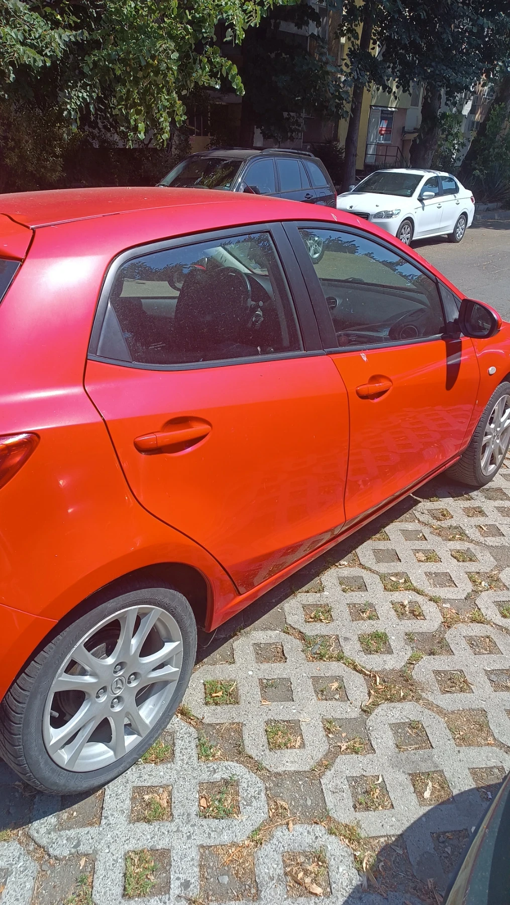 Mazda 2  - изображение 10