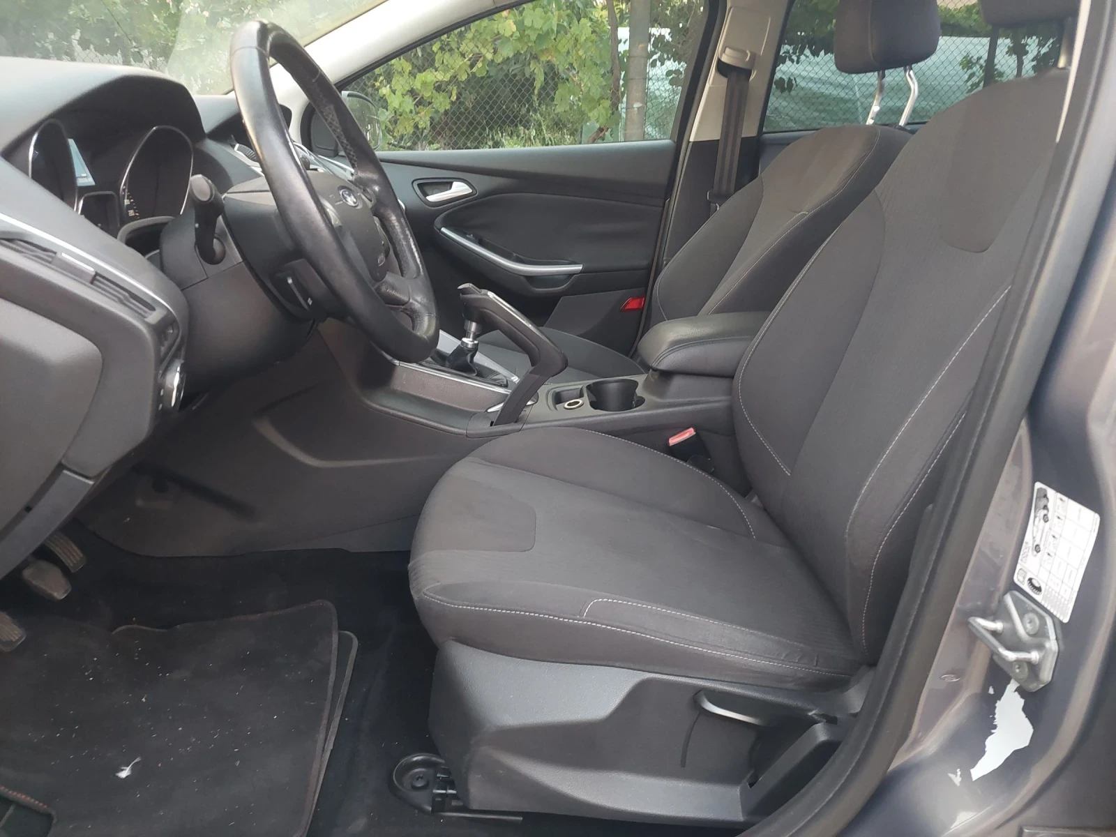 Ford Focus 1.6TDCI - изображение 9