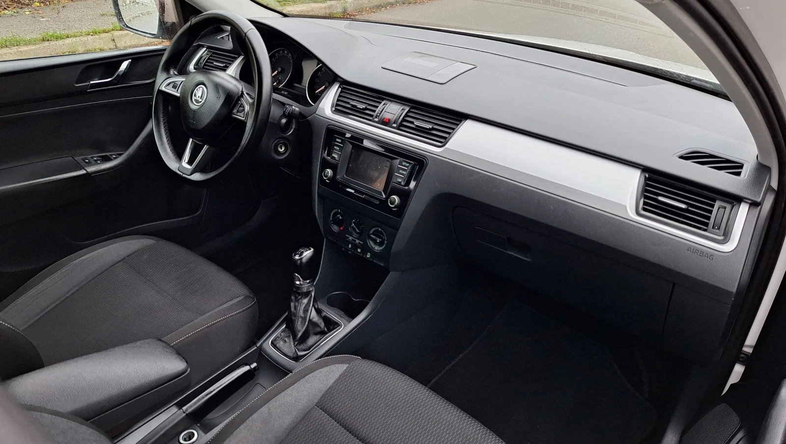 Skoda Rapid Седан 2016г. EURO6 1.6tdi 115кс  - изображение 5