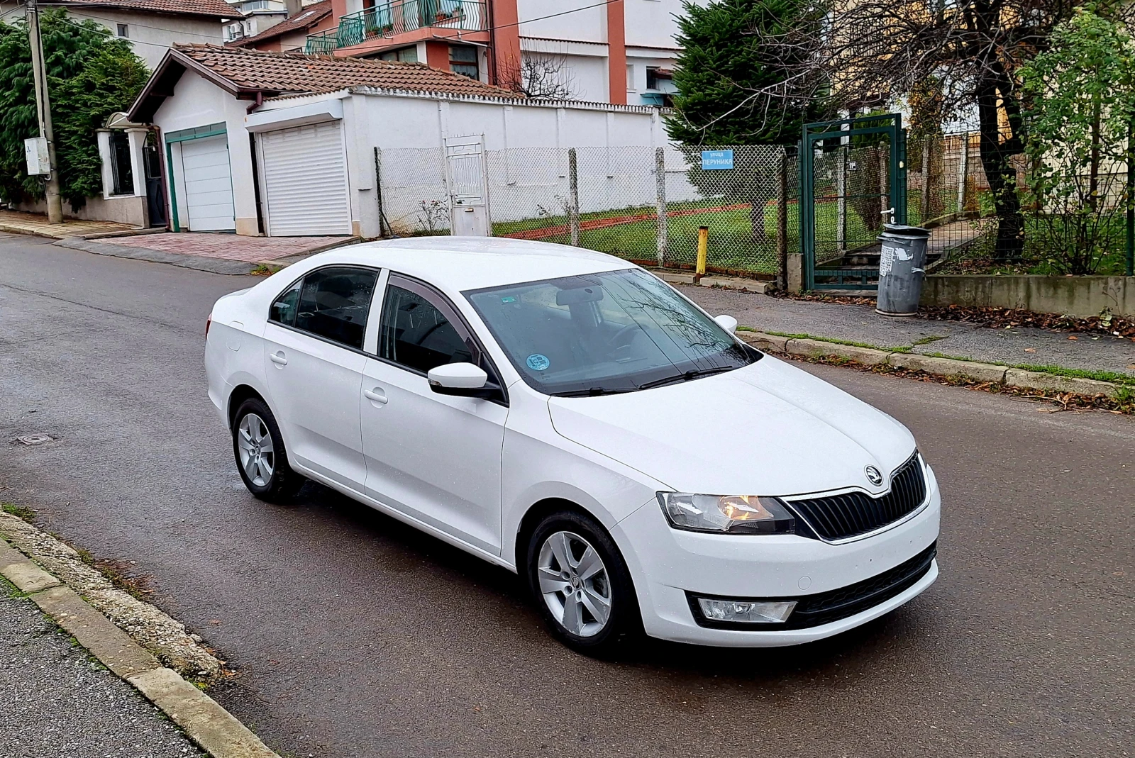 Skoda Rapid ����� 2016�. EURO6 1.6tdi 115��  | Mobile.bg � ����������� 1