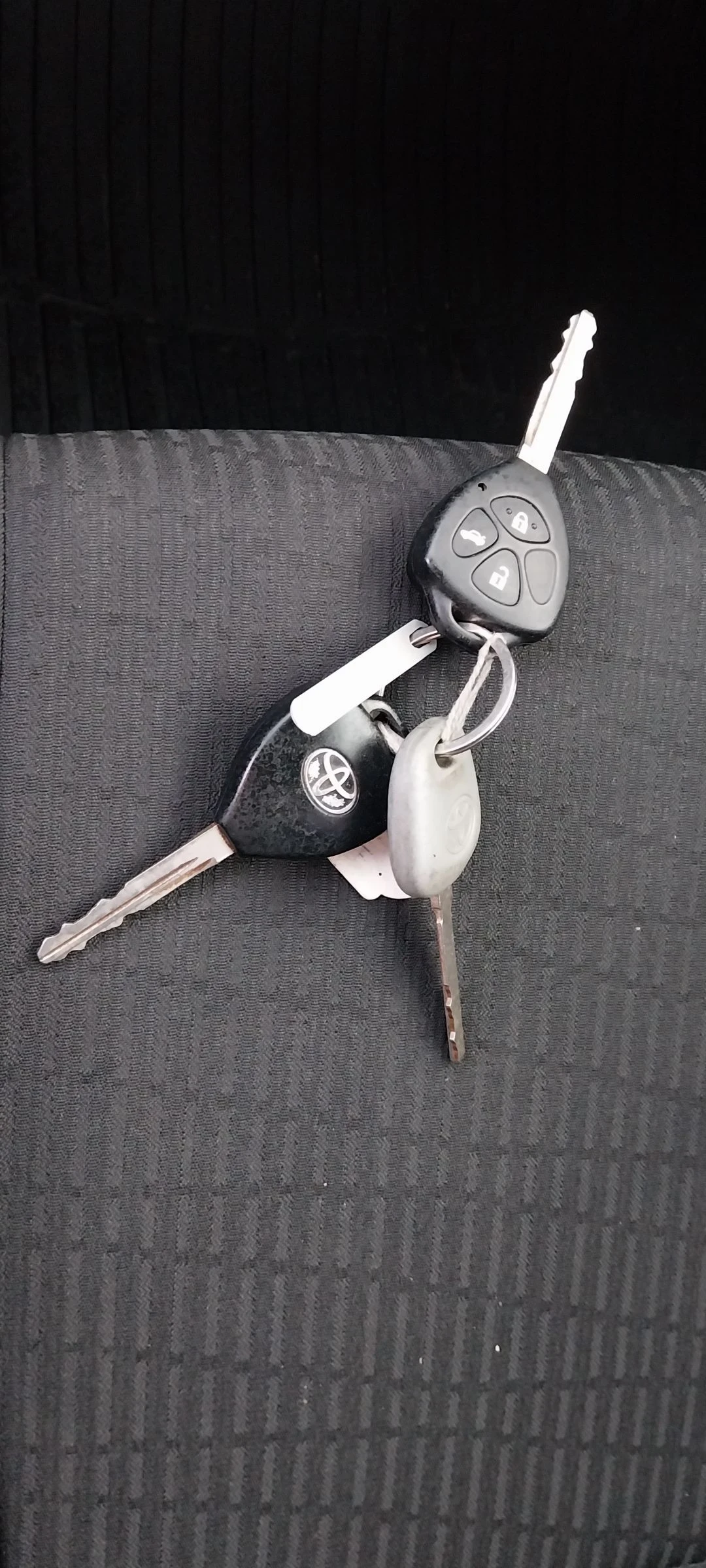 Toyota Avensis 2.0 DFD 126�� | Mobile.bg � ����������� 12