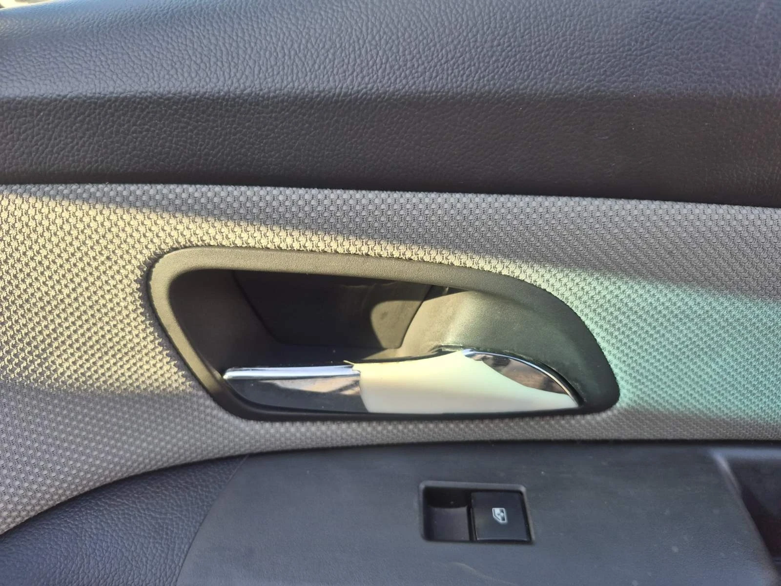 Chevrolet Cruze  - изображение 5