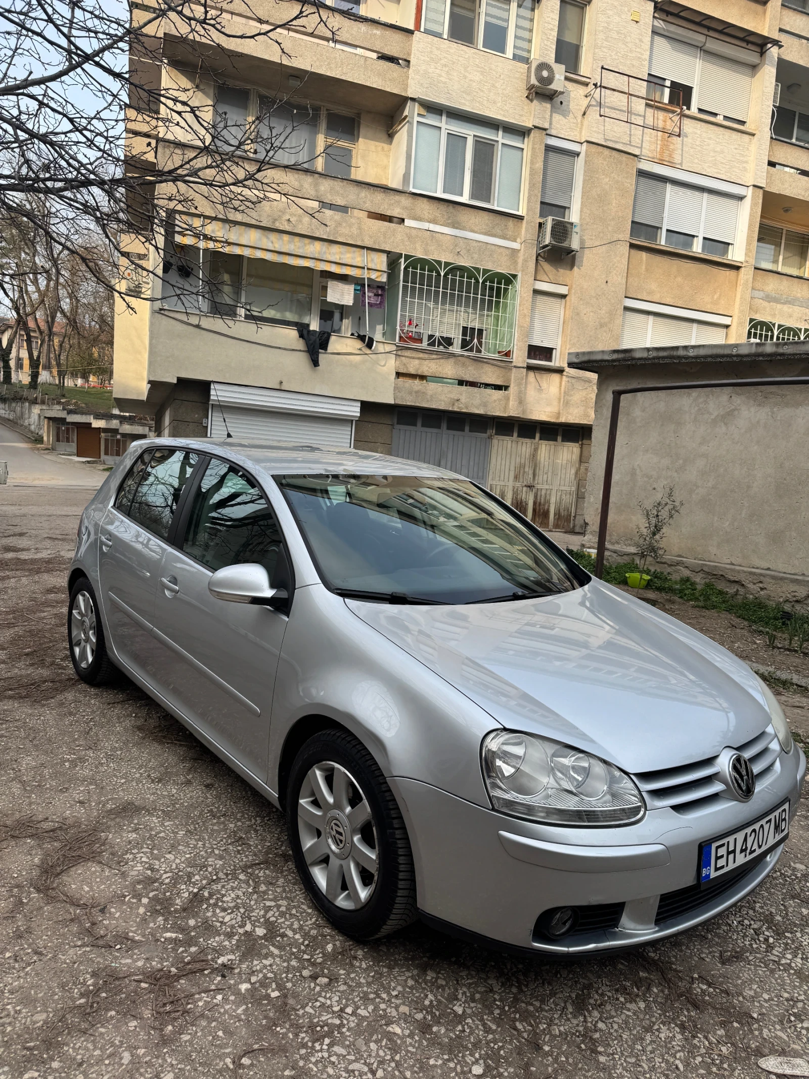VW Golf VW Golf 5 1.6 MPI (газ/бензин), снимка 4 - Автомобили и джипове - 53928800