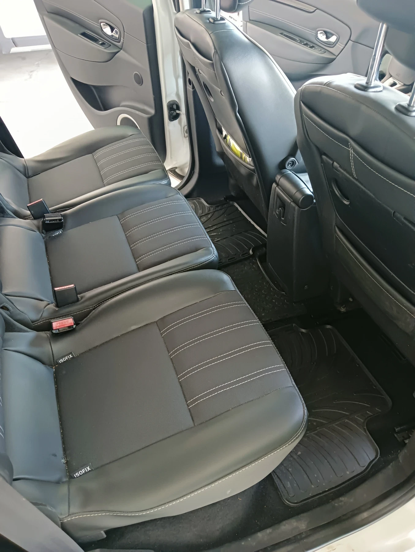 Renault Scenic, снимка 9 - Автомобили и джипове - 53988585